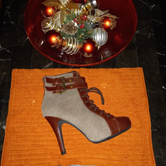 Heels Short Boots Woman - Picture 4 of 6